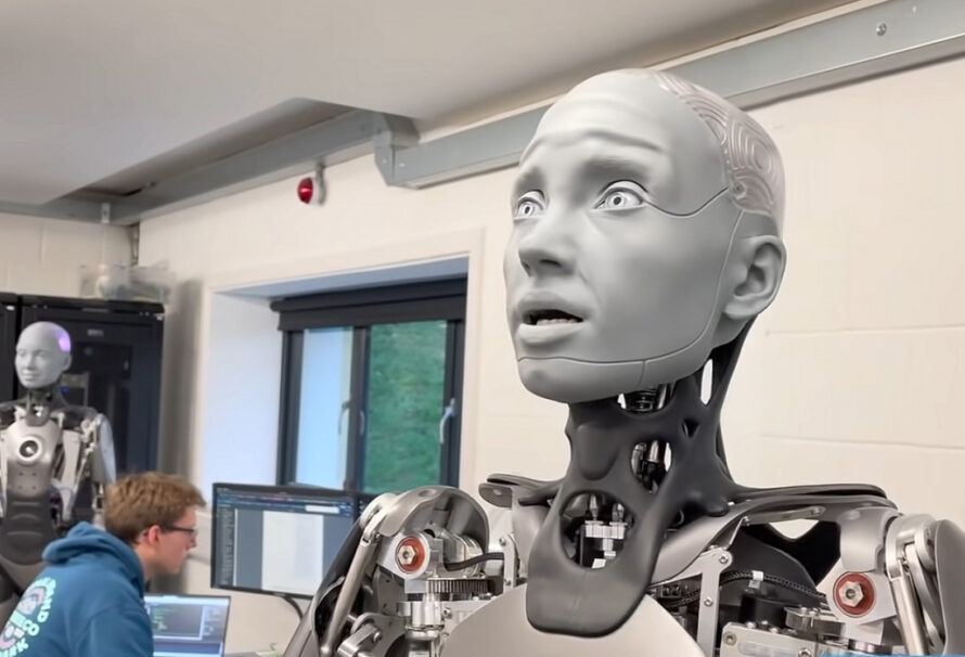 В сети показали робота-гуманоида с реалистичной мимикой. И он очень жуткий